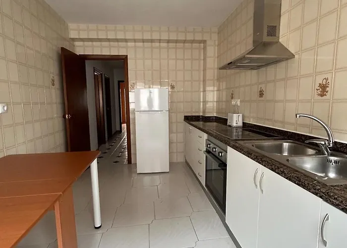 House In Terrace And Garage *